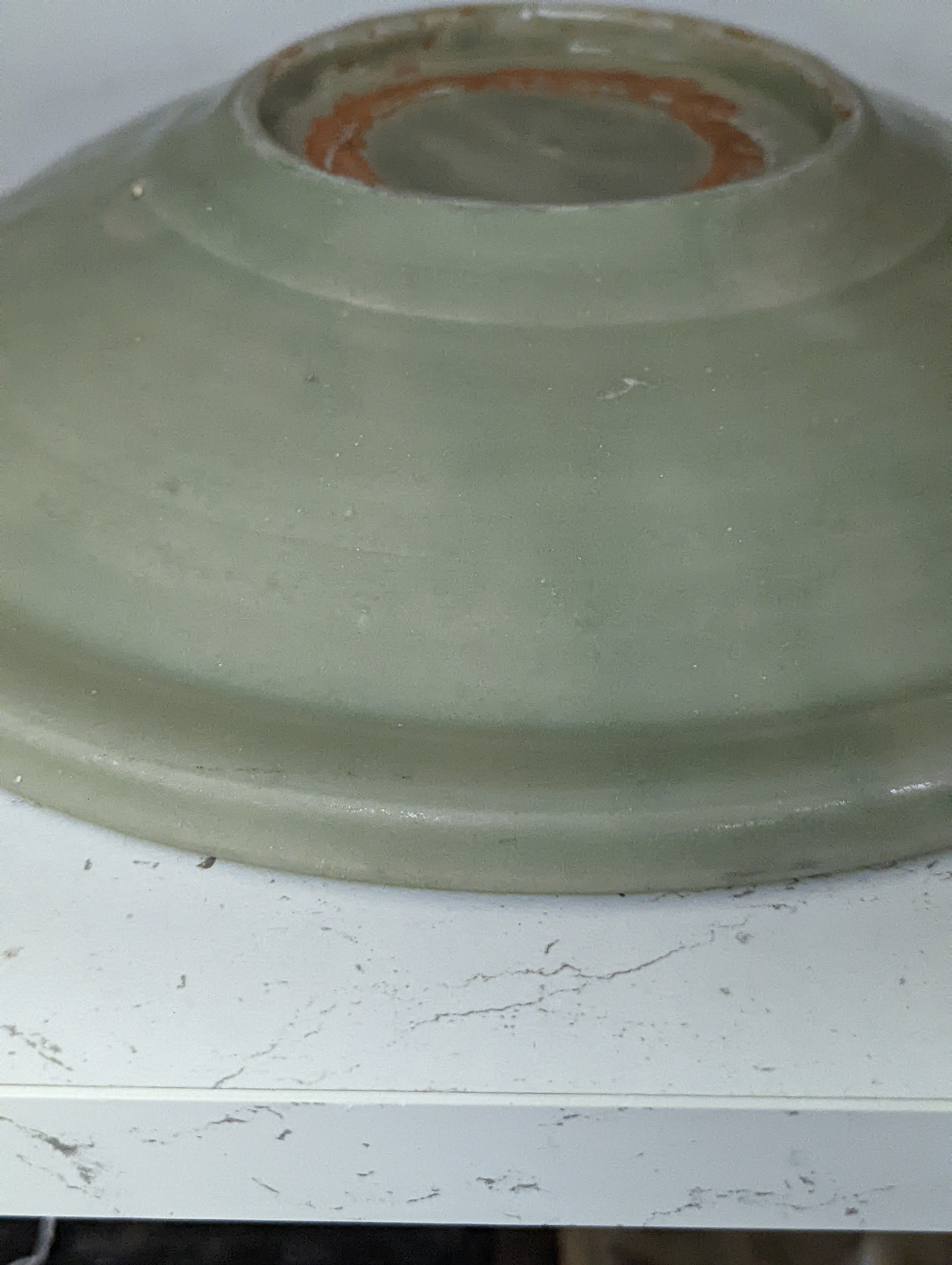 A Chinese Longquan celadon dish, 14th/15th century - 29cm wide